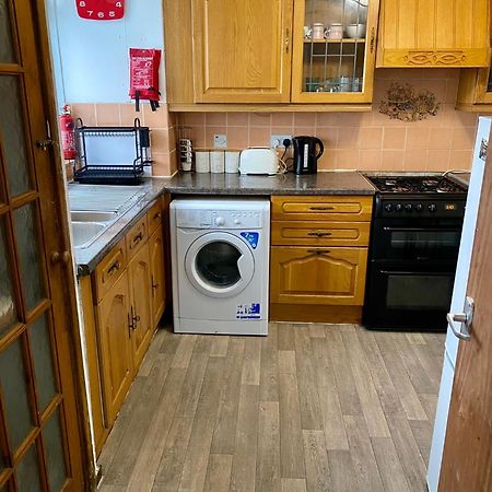 Cosy 3 Bed Apt, Old Truman Brewery! Brick Lane, London, E1 Екстер'єр фото
