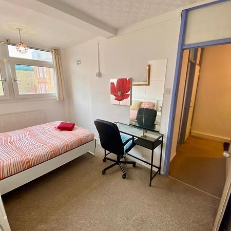 Cosy 3 Bed Apt, Old Truman Brewery! Brick Lane, London, E1 Екстер'єр фото